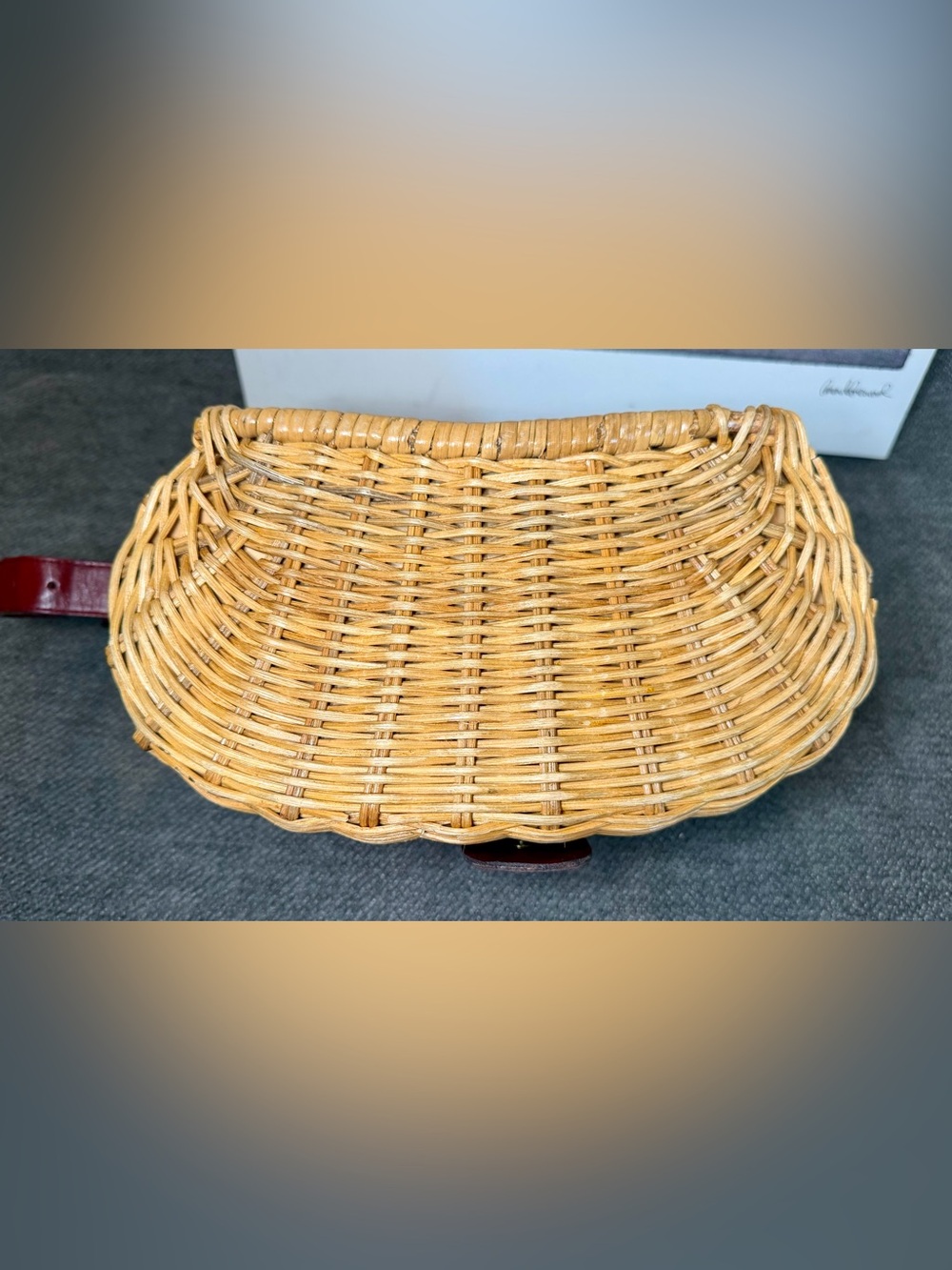 Vintage Etienne Aigner handwoven wicker fishing creel handbag - Picture 8 of 15